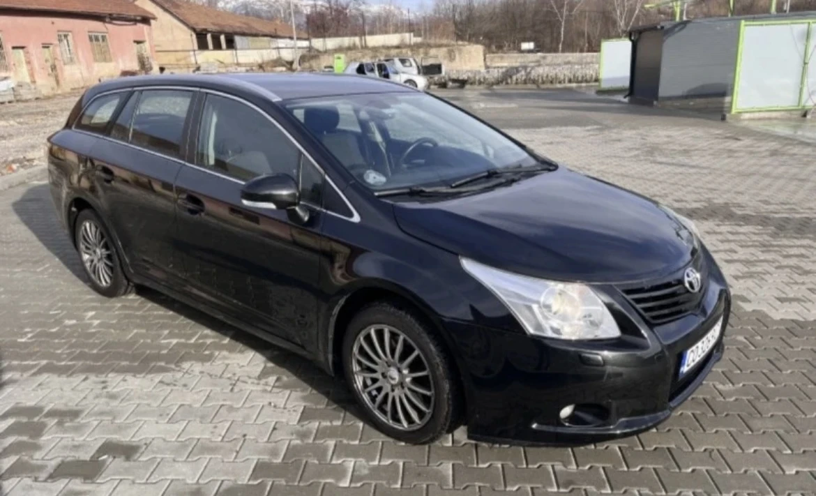 Toyota Avensis 2.2 D4D 150 - изображение 3