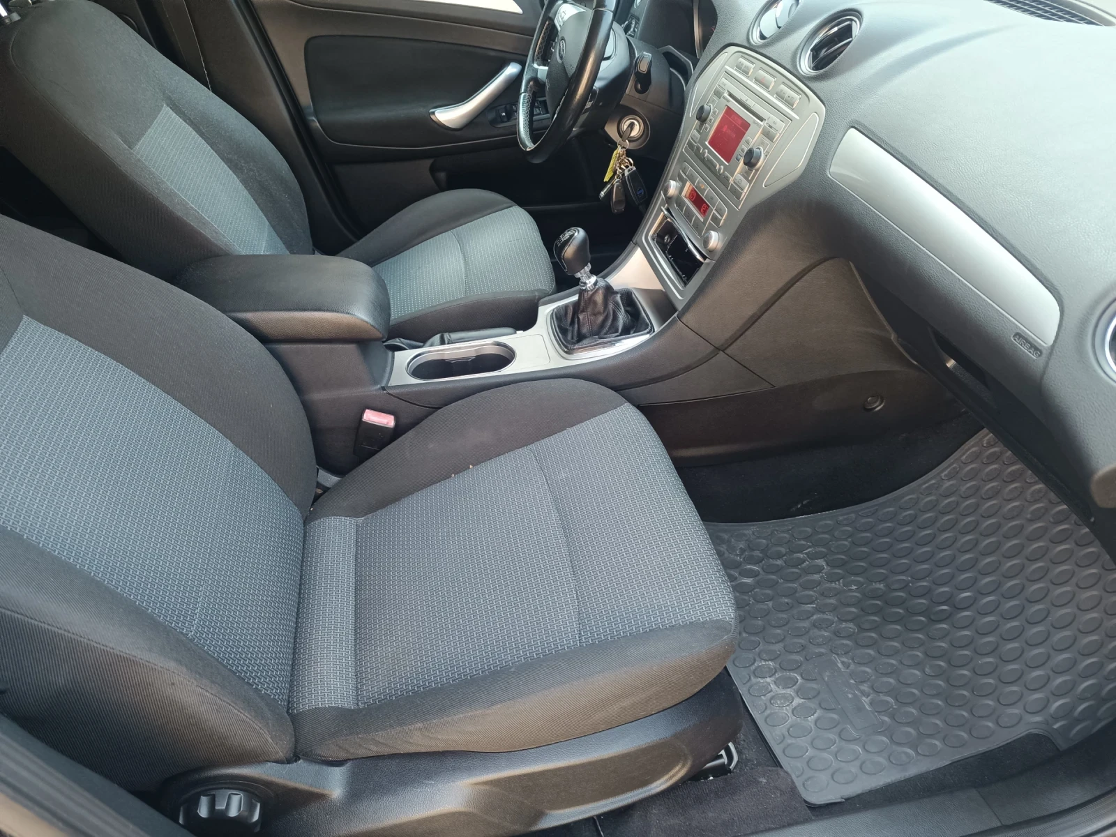 Ford Mondeo  - изображение 6