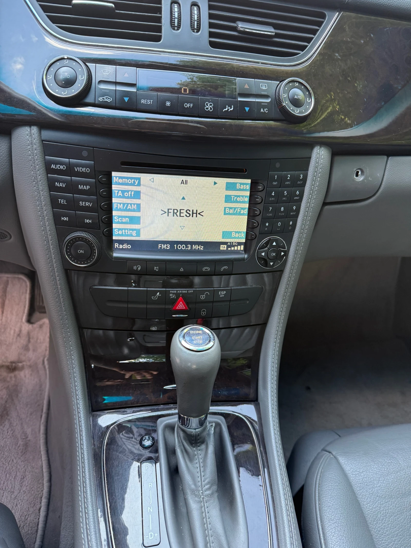 Mercedes-Benz CLS 320 keyless go, Продава се от собственик Спешно - изображение 9