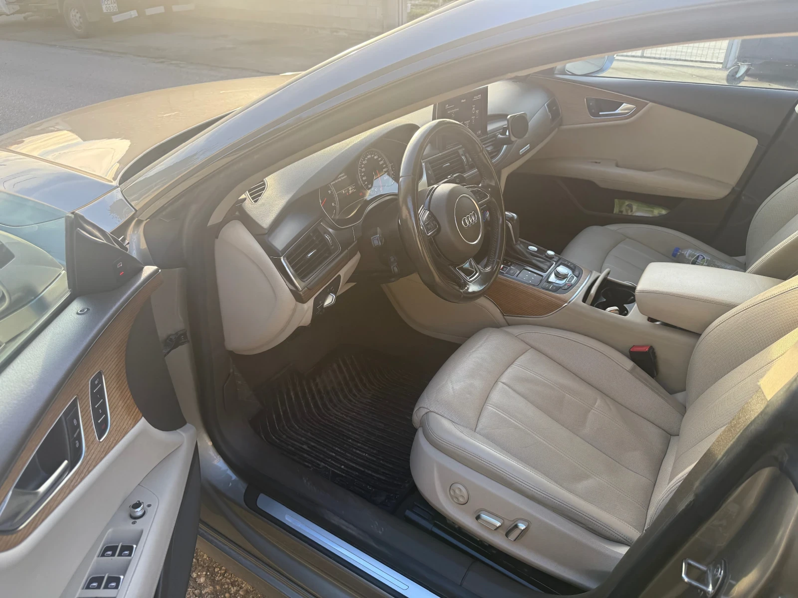 Audi A7  - изображение 7