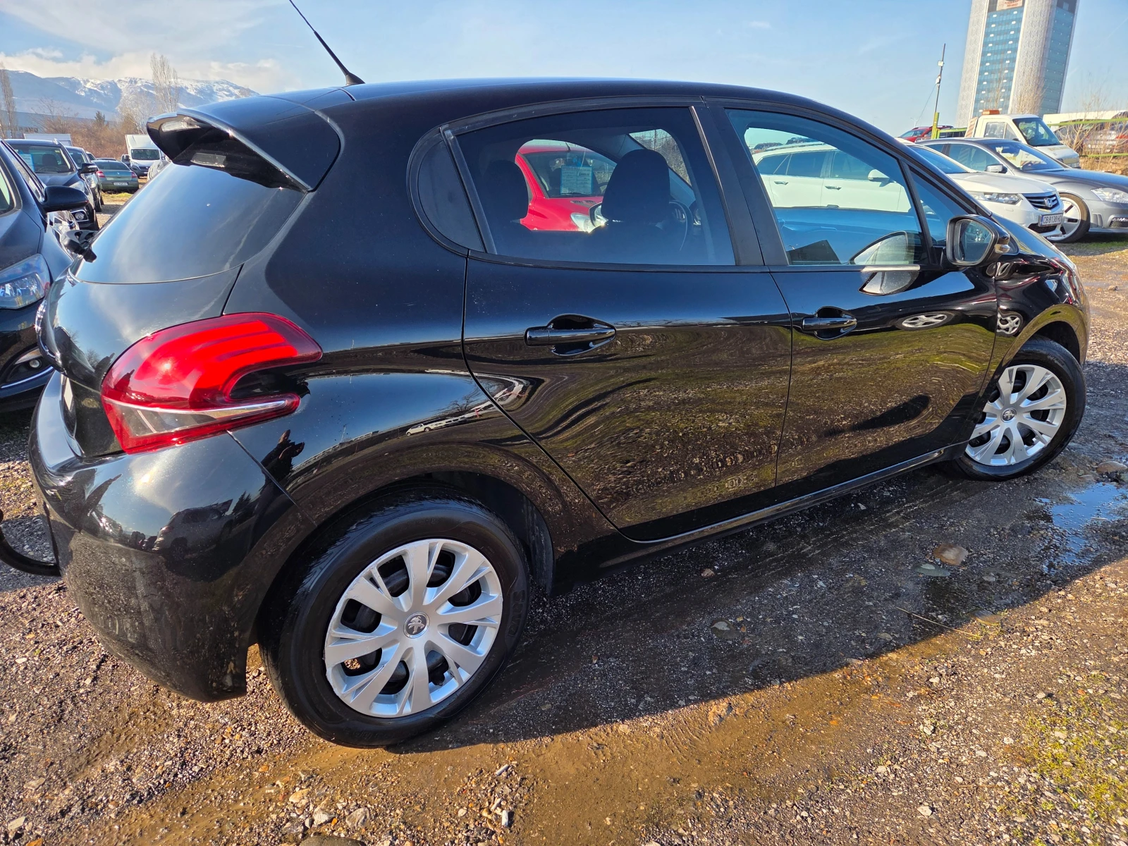 Peugeot 208 1.6HDi-ЕВРО 6 - изображение 2