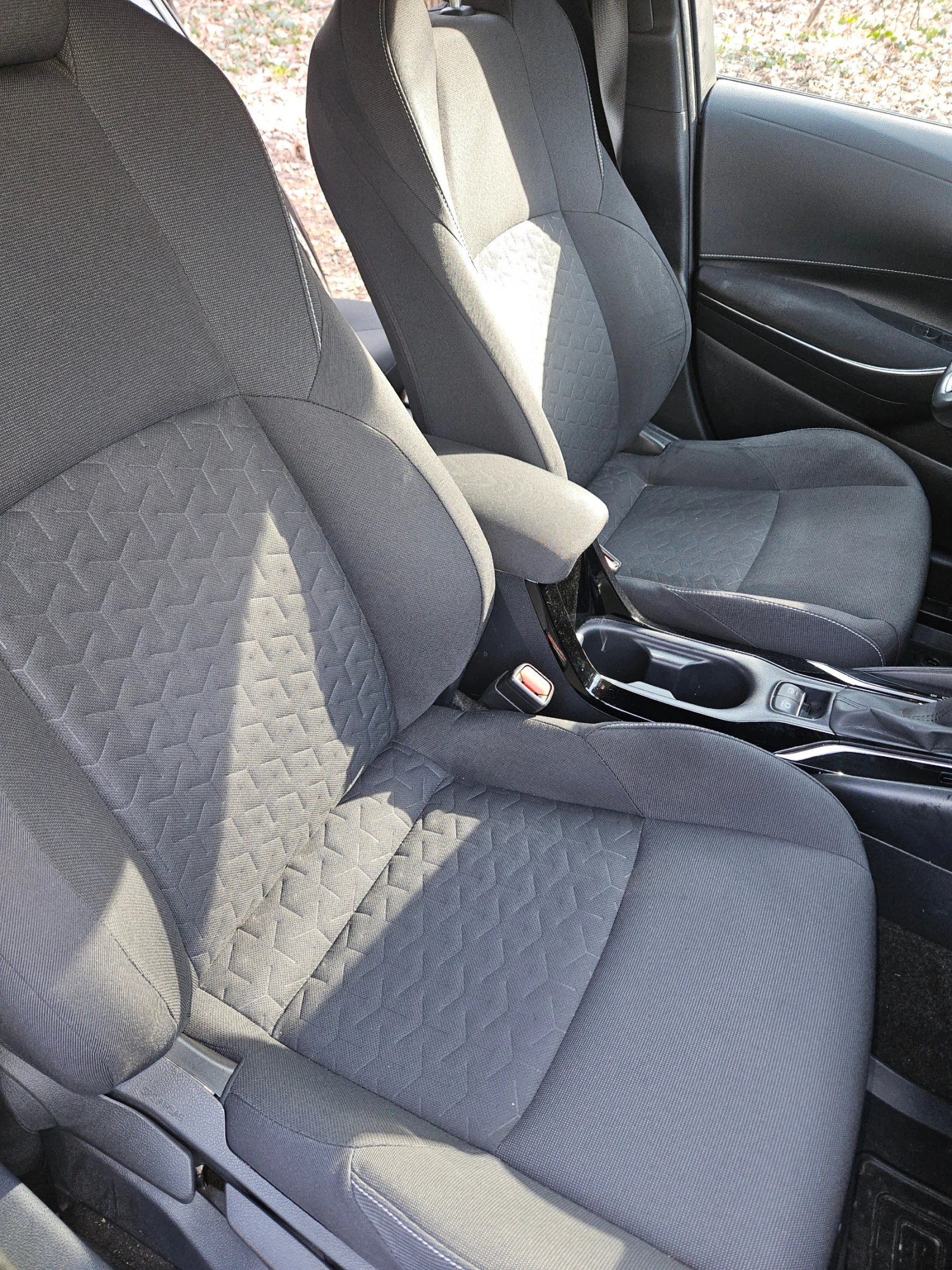 Toyota Corolla Touring Sport / Executive, снимка 8 - Автомобили и джипове - 53756790