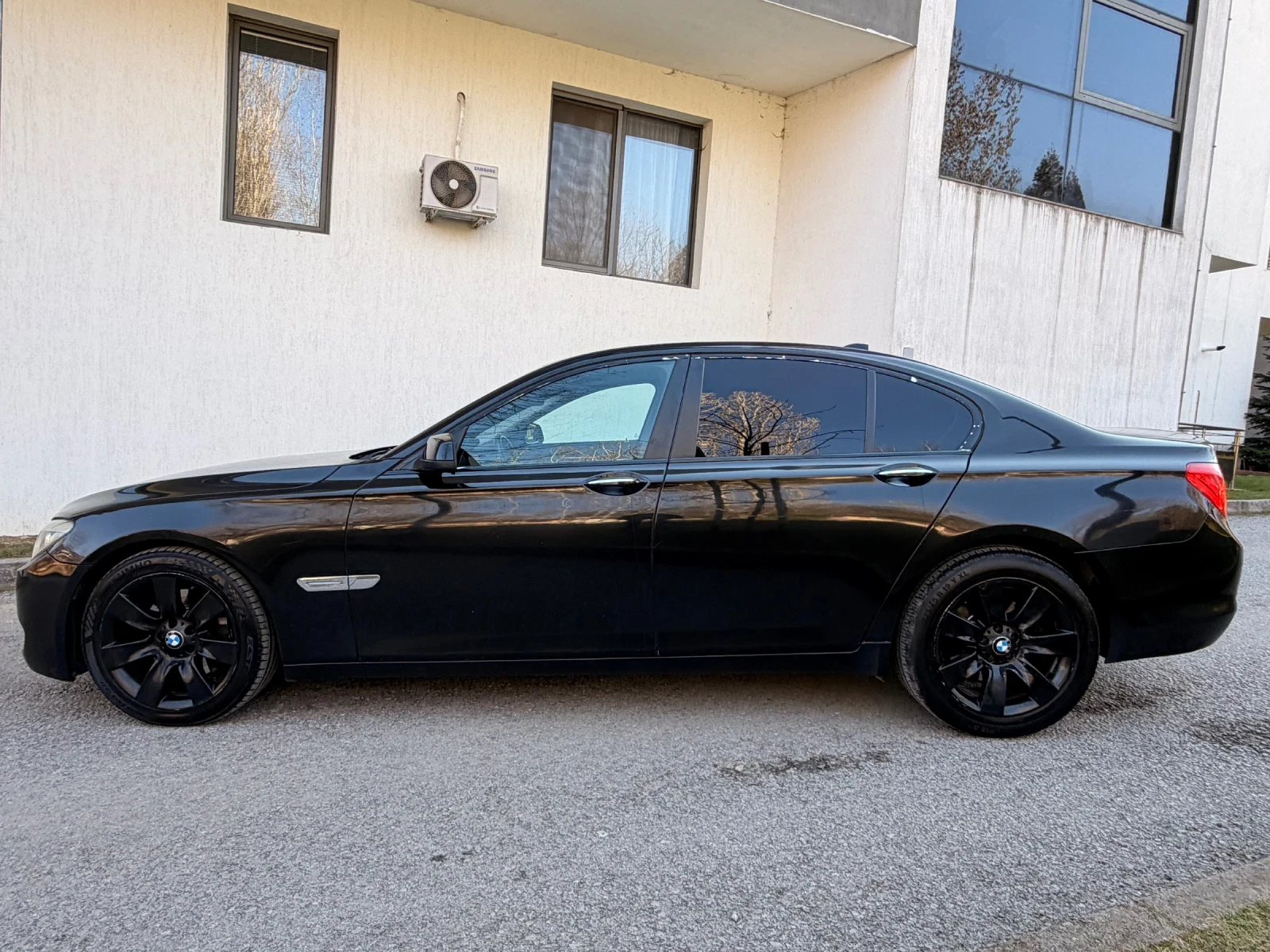 BMW 730, снимка 4 - Автомобили и джипове - 53854681