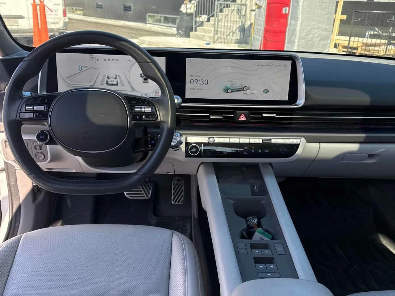 Hyundai Ioniq 6  Preferred /DISTRONIC/CAMERA/CARFAX, снимка 9 - Автомобили и джипове - 53912635