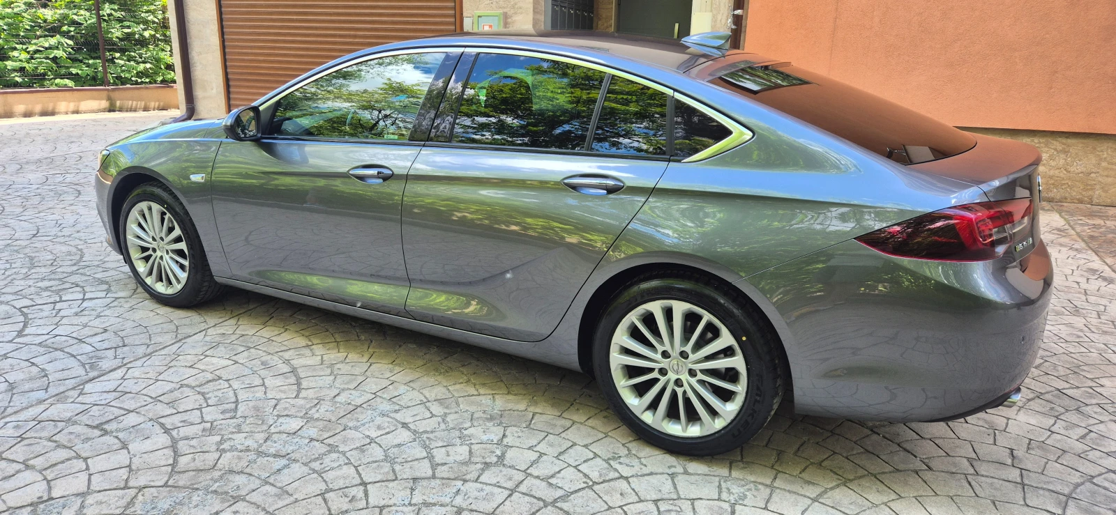 Opel Insignia Пълна история, снимка 3 - Автомобили и джипове - 54829610