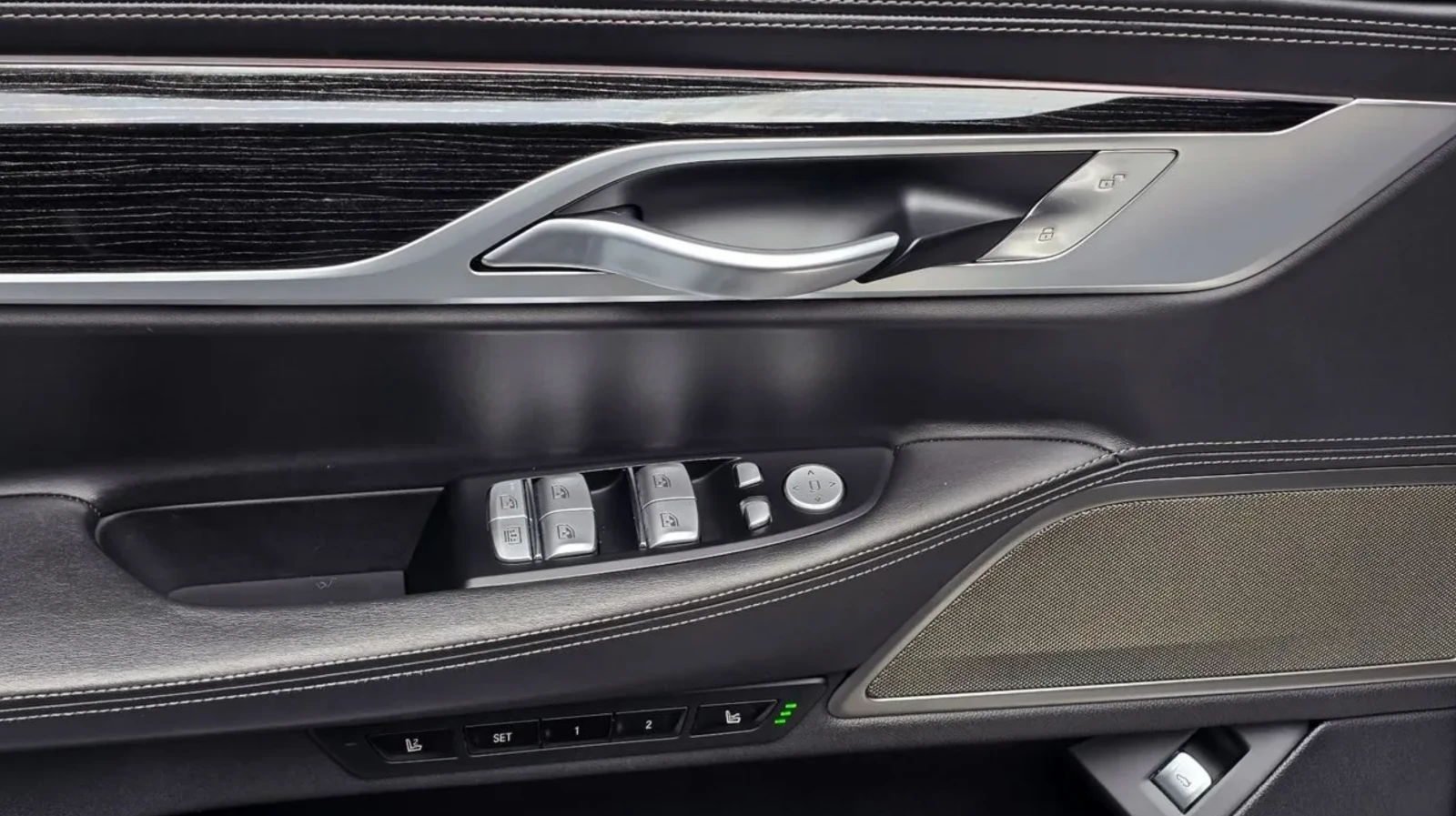 BMW 740 LI* M* H/K* 360* Обдух* 2TV* Крайна цена* , снимка 14 - Автомобили и джипове - 54913891