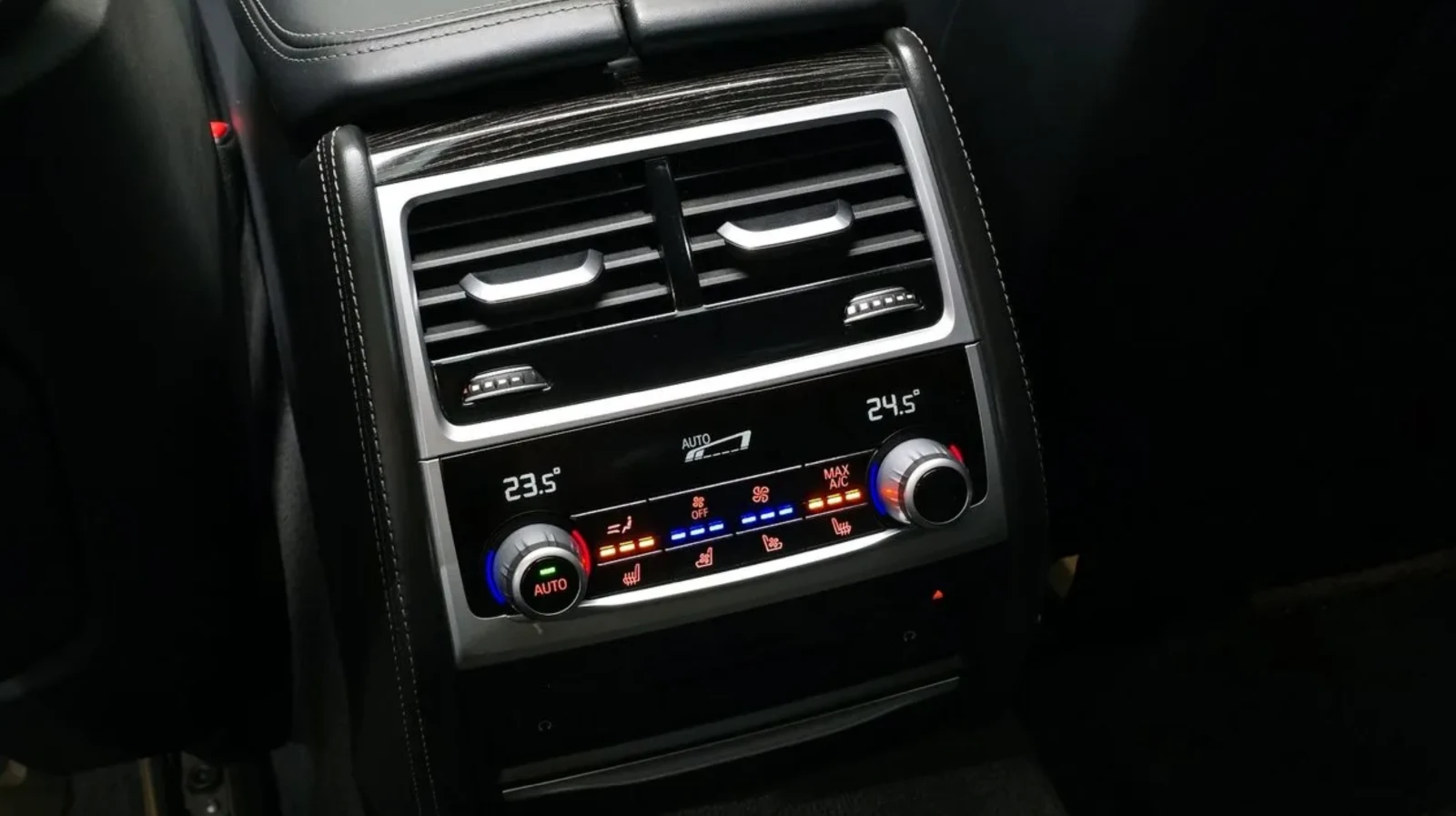 BMW 740 LI* M* H/K* 360* Обдух* 2TV* Крайна цена* , снимка 16 - Автомобили и джипове - 54913891