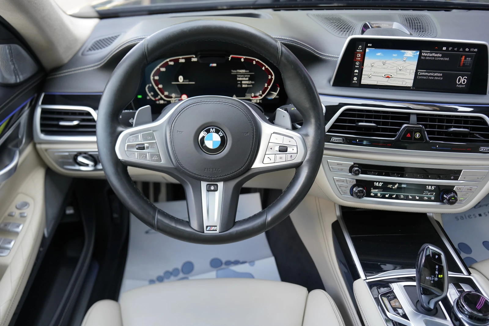 BMW 750 i xDrive M Package Individual, снимка 10 - Автомобили и джипове - 55170555