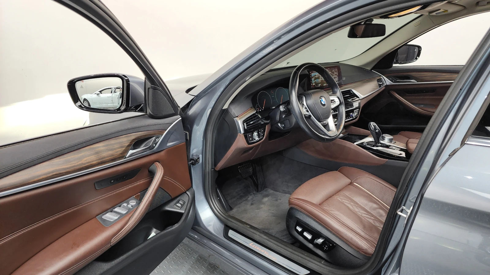BMW 530, снимка 5 - Автомобили и джипове - 55467306