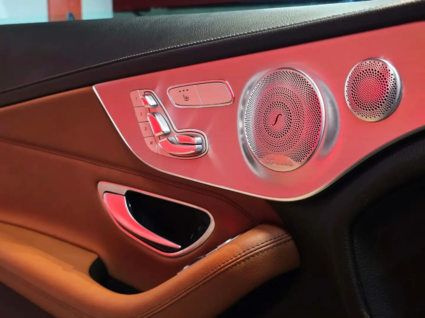 Mercedes-Benz C 300 AMG LINE/BURMESTER/������ ��� ������������ ������/ | Mobile.bg � ����������� 14