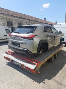 Lexus UX 250h 2.0, снимка 9