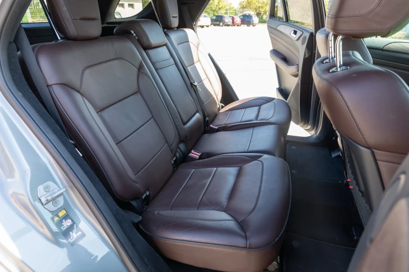 Mercedes-Benz ML 350 AMG Package, снимка 14 - Автомобили и джипове - 51912892