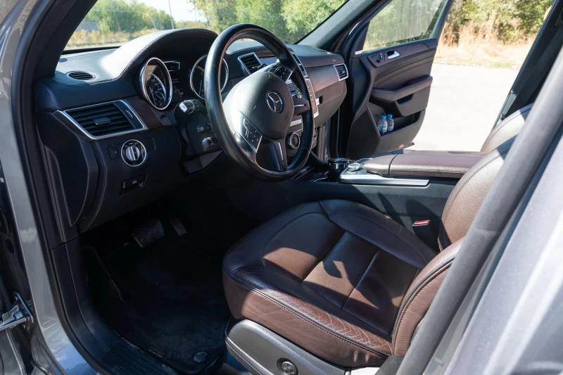 Mercedes-Benz ML 350 AMG Package, снимка 12 - Автомобили и джипове - 51912892