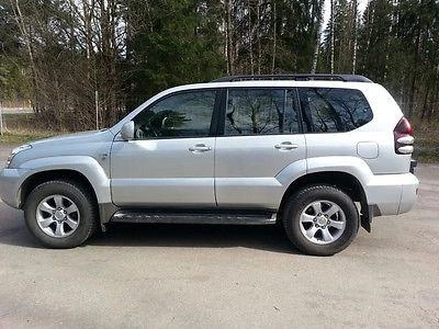 Toyota Land cruiser 3.0D4D 3БР ЧАСТИ, снимка 1 - Автомобили и джипове - 10746116