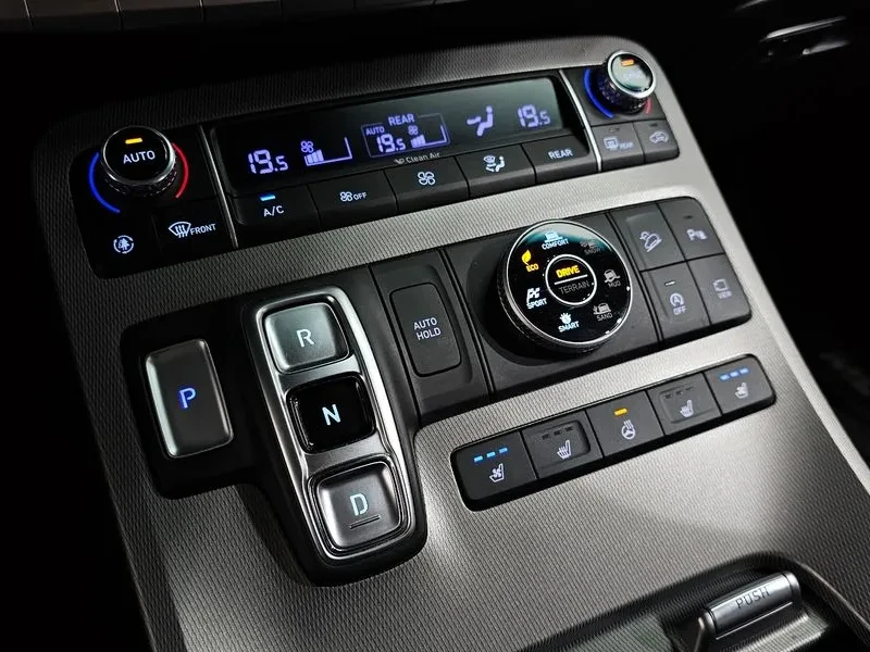 Hyundai Palisade GASOLINE 3.8 4WD EXCLUSIVE, снимка 9 - Автомобили и джипове - 55385930