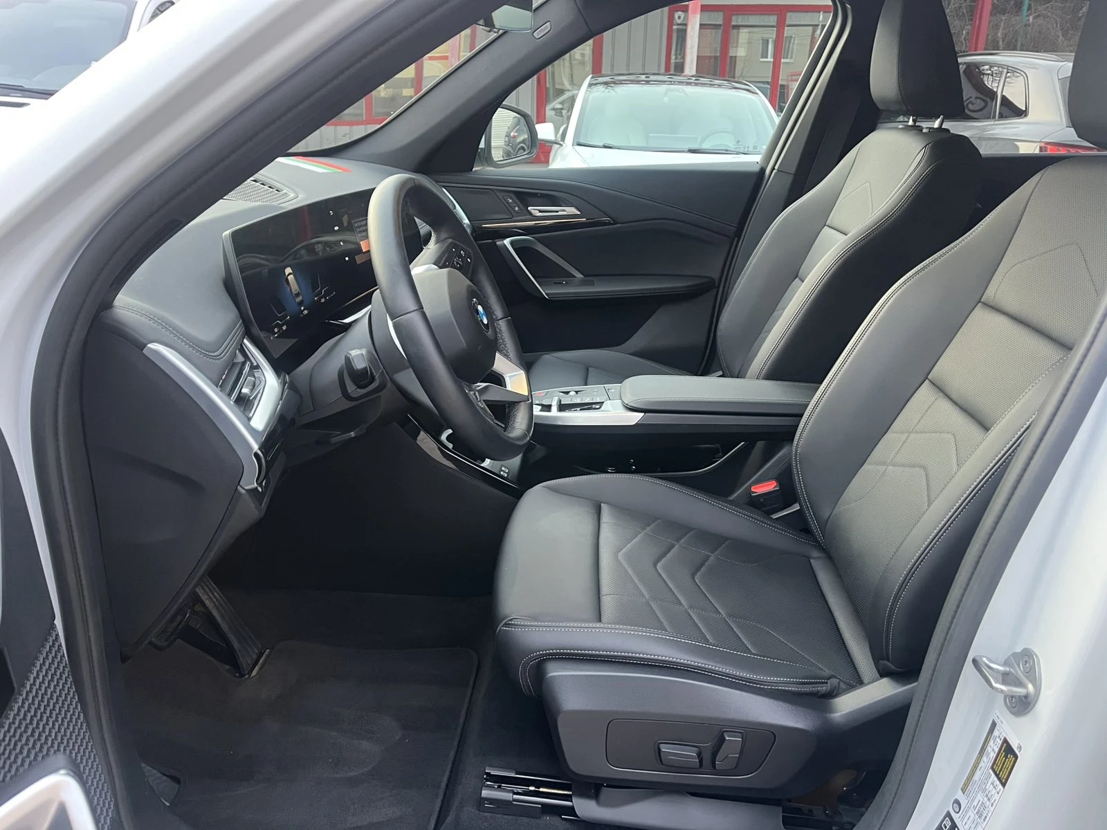 BMW X1 2.8 BENZ, снимка 11 - Автомобили и джипове - 53725312