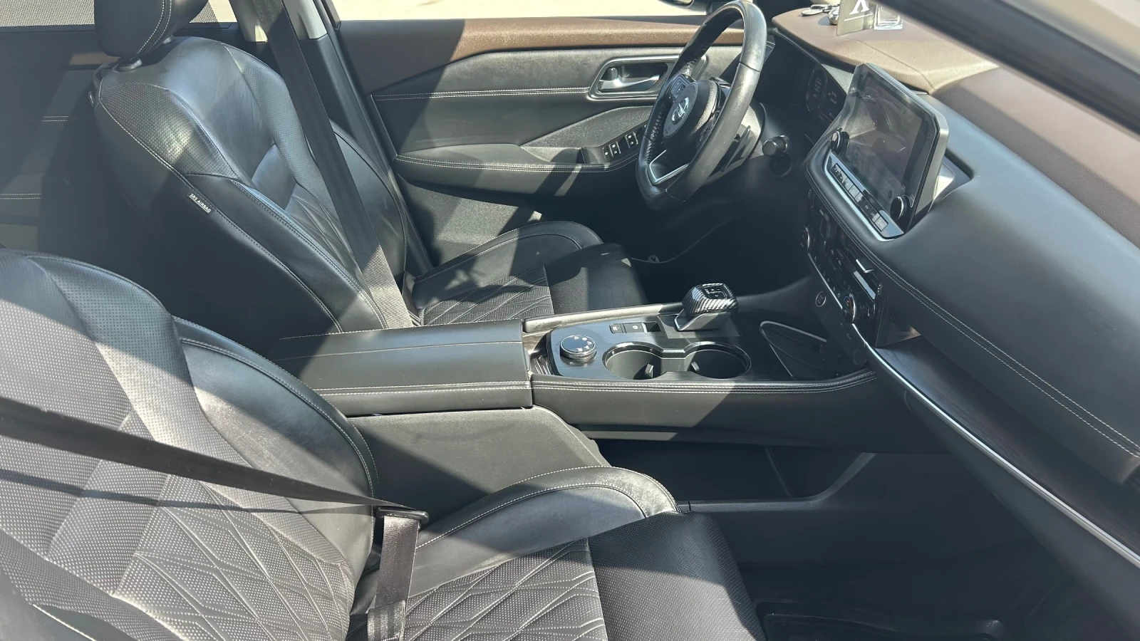 Nissan Rogue PLATINUM AWD 2.5, снимка 13 - Автомобили и джипове - 53766906