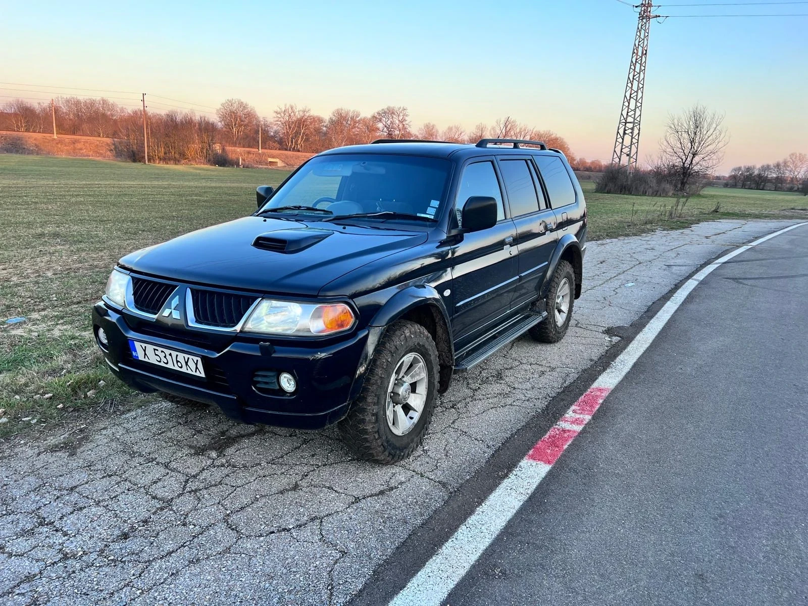 Mitsubishi Pajero sport, снимка 2 - Автомобили и джипове - 54715762