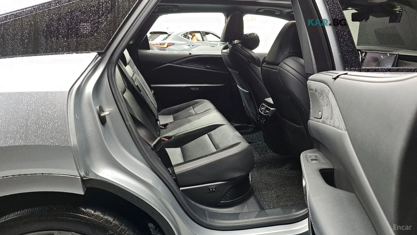 Lexus RX 500h F-SPORT/360 VIEW/HUD/DISTRONIC/ОБДУХВАНЕ, снимка 16 - Автомобили и джипове - 54902720