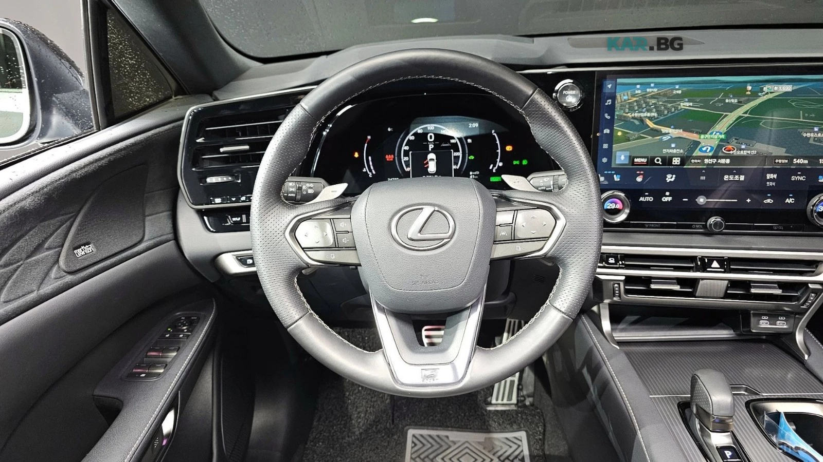 Lexus RX 500h F-SPORT/360 VIEW/HUD/DISTRONIC/ОБДУХВАНЕ, снимка 9 - Автомобили и джипове - 54902720