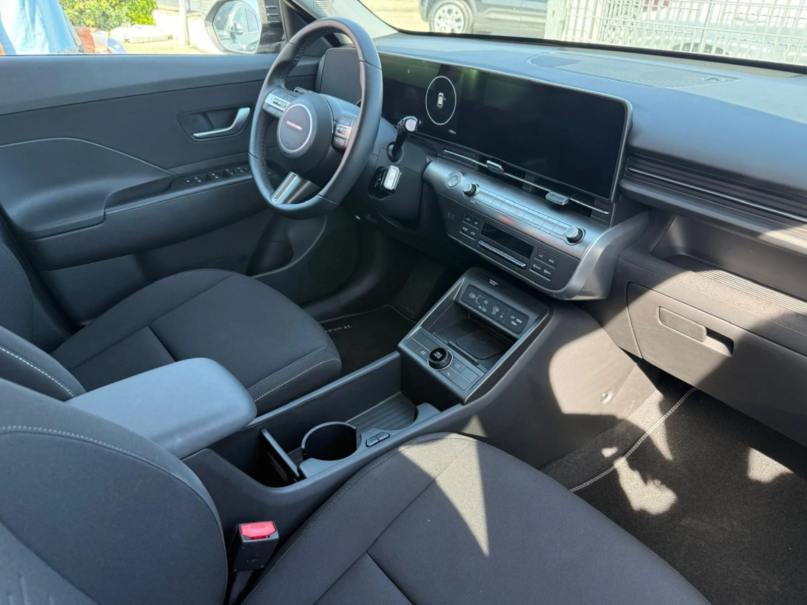 Hyundai Kona, снимка 8 - Автомобили и джипове - 54982461
