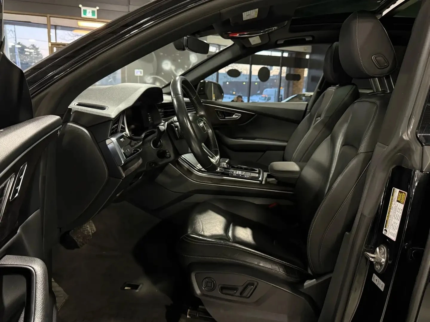 Audi Q8 PROGRESSIV ЦЕНА ДО БЪЛГАРИЯ АВТОКРЕДИТ, снимка 6 - Автомобили и джипове - 55068297