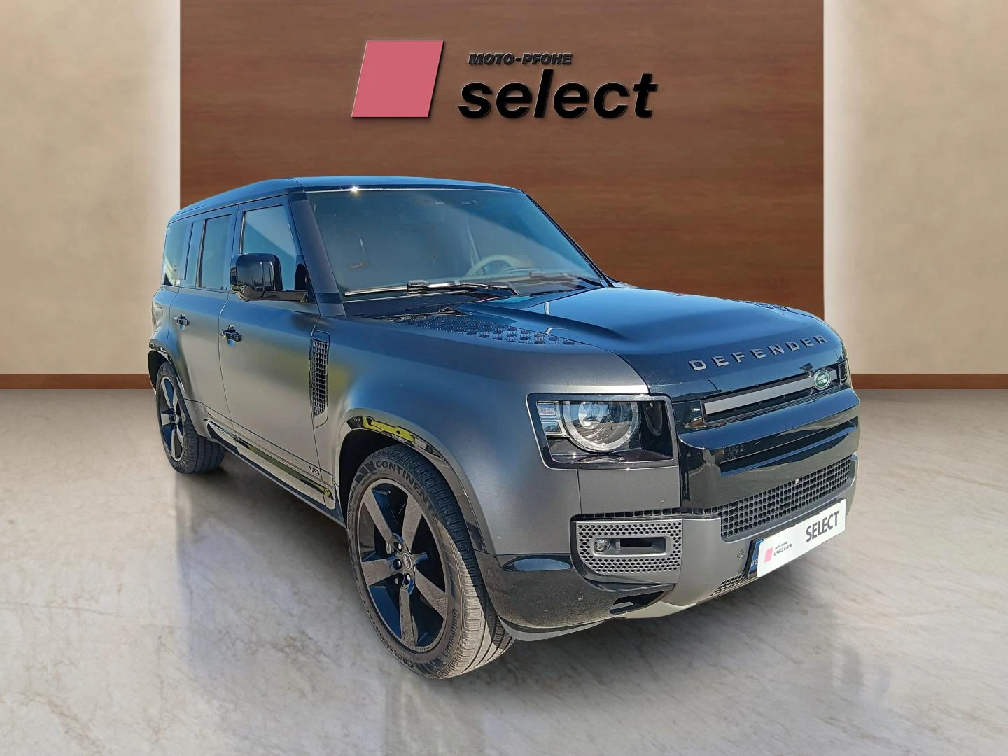 Land Rover Defender 5.0 V8, снимка 3 - Автомобили и джипове - 55827541