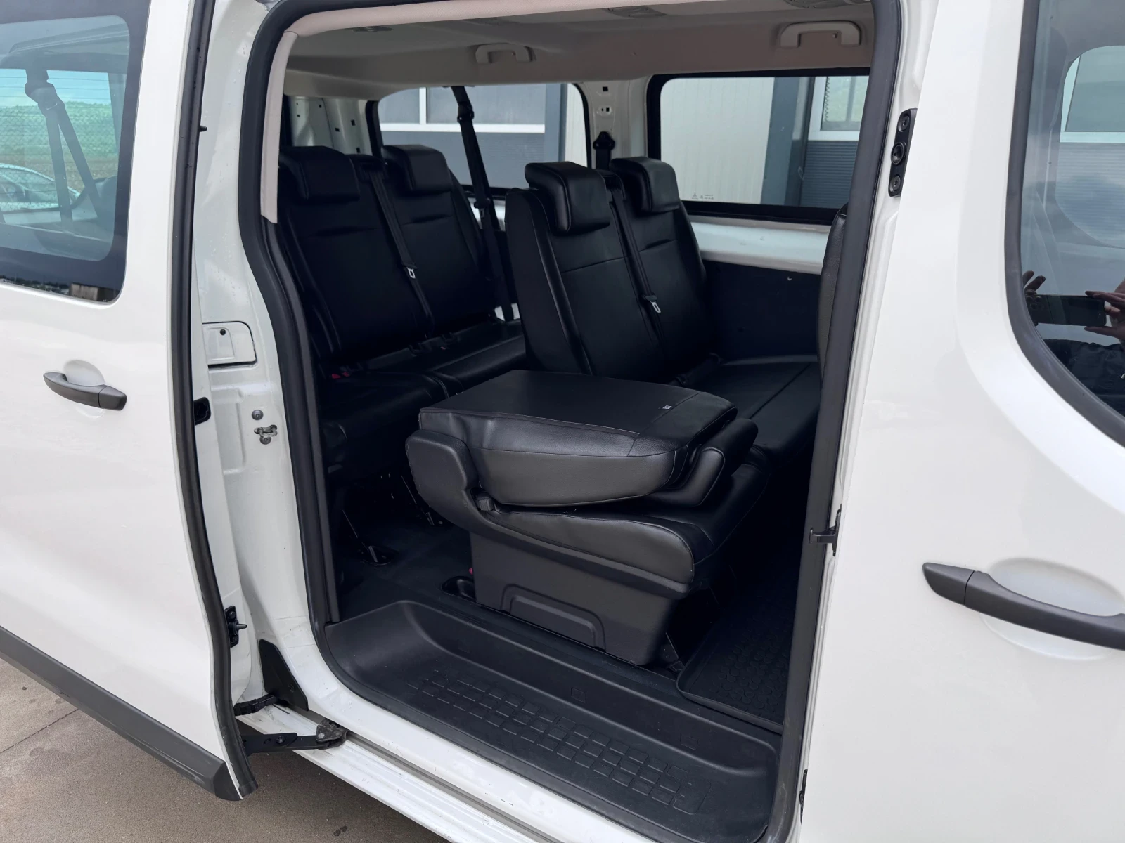 Citroen Jumpy MAXI 8+ 1 EVRO 6, снимка 13 - Бусове и автобуси - 54498209