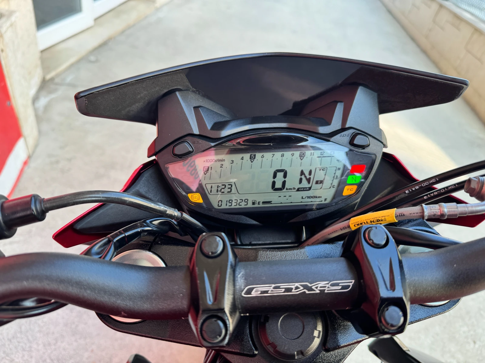 Suzuki Gsx -S 750 ABS TC, снимка 9 - Мотоциклети и мототехника - 53746075