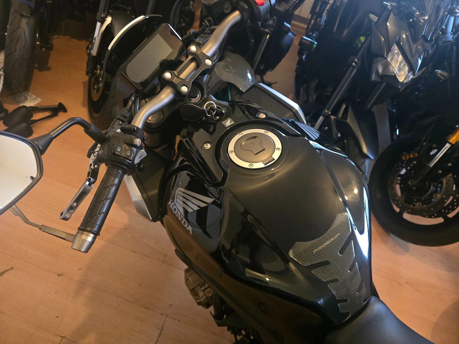 Honda Cb 650r, снимка 4 - Мотоциклети и мототехника - 56469479