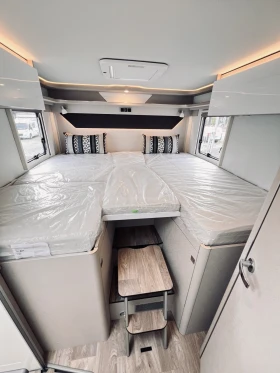 Кемпер HYMER / ERIBA MERCEDES S685. 3500 kg. ДВОЕН ПОД КЛИМАТИК, снимка 14