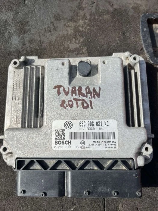 Компютър мотор ECU Vw Touran 20tdi 140кс 03g906021 kc edc16u34 Bkd