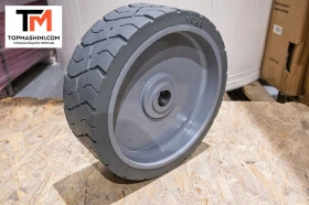 Гуми, снимка 2