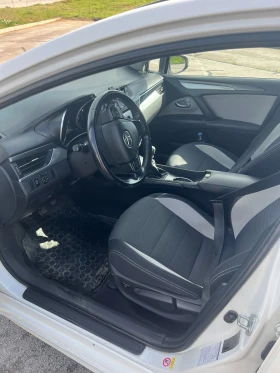 Toyota Avensis 2.0 D-4D, снимка 9