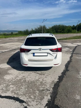 Toyota Avensis 2.0 D-4D, снимка 3