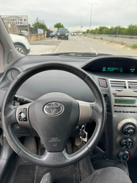 Toyota Yaris 1.33, снимка 7 - Автомобили и джипове - 45556916