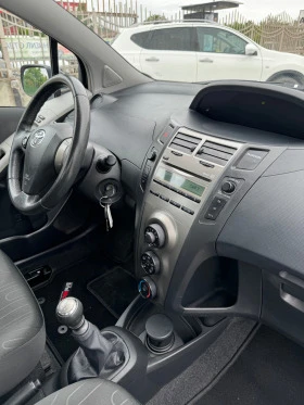 Toyota Yaris 1.33, снимка 8