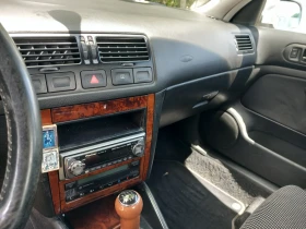 VW Bora 1.6 - 1800 € / 3520.49 лв. - 46688413 11