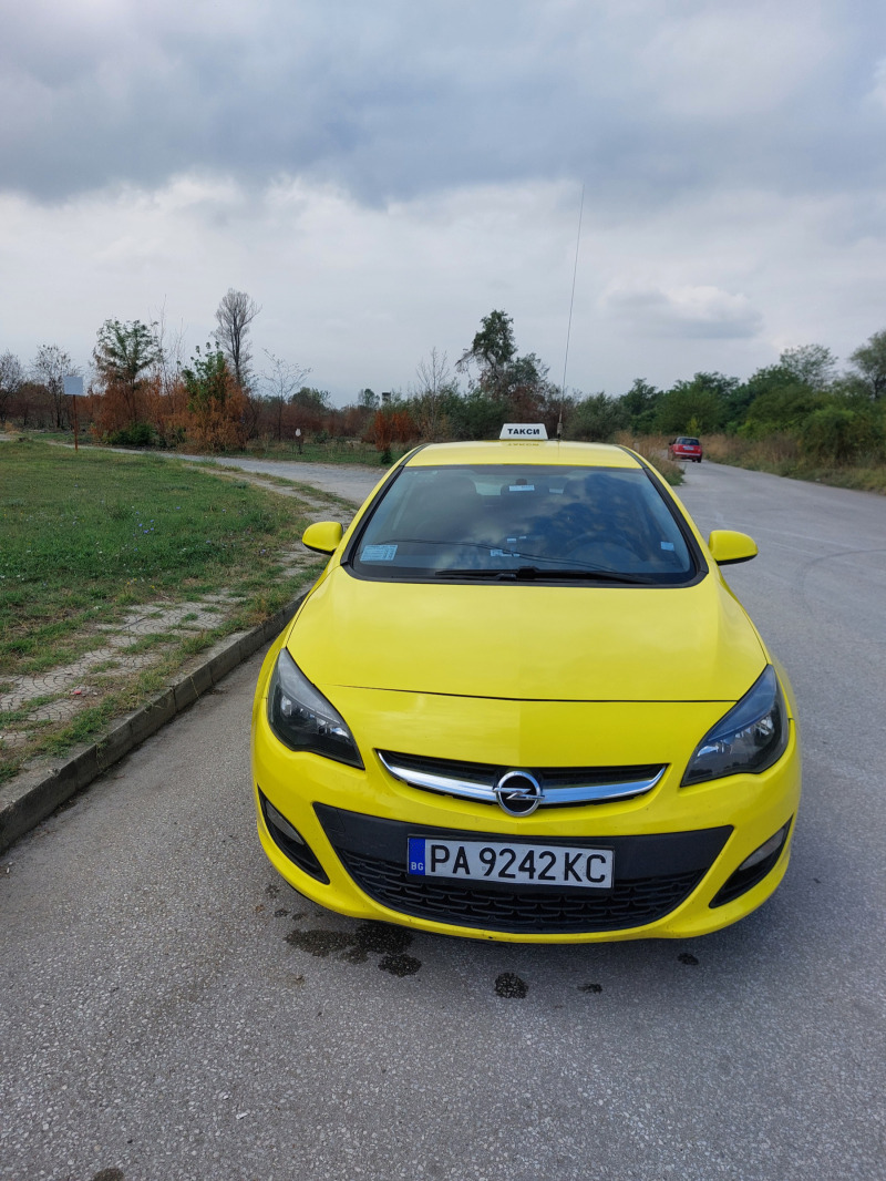 Opel Astra, снимка 1 - Автомобили и джипове - 45414789