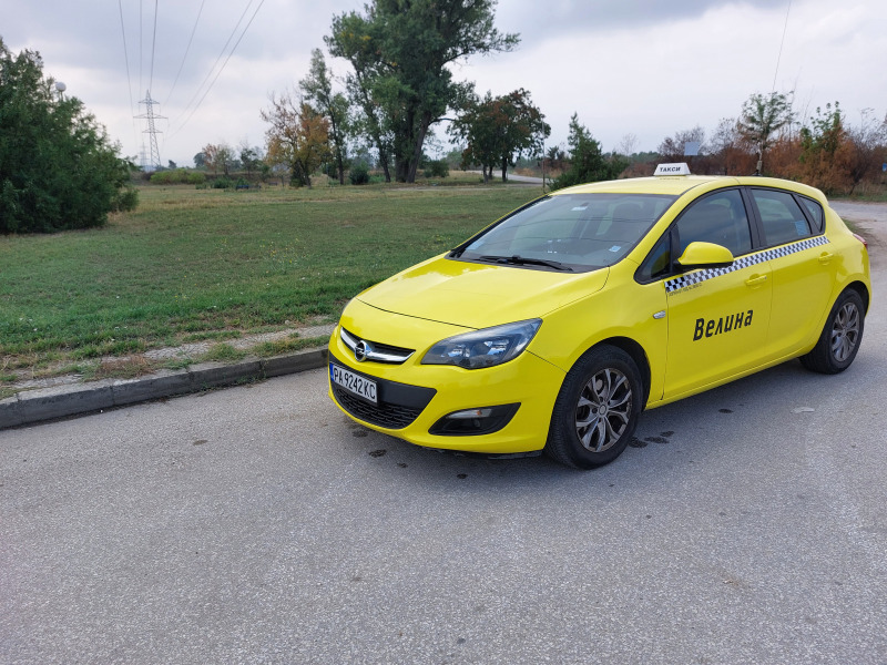 Opel Astra, снимка 2 - Автомобили и джипове - 45975156