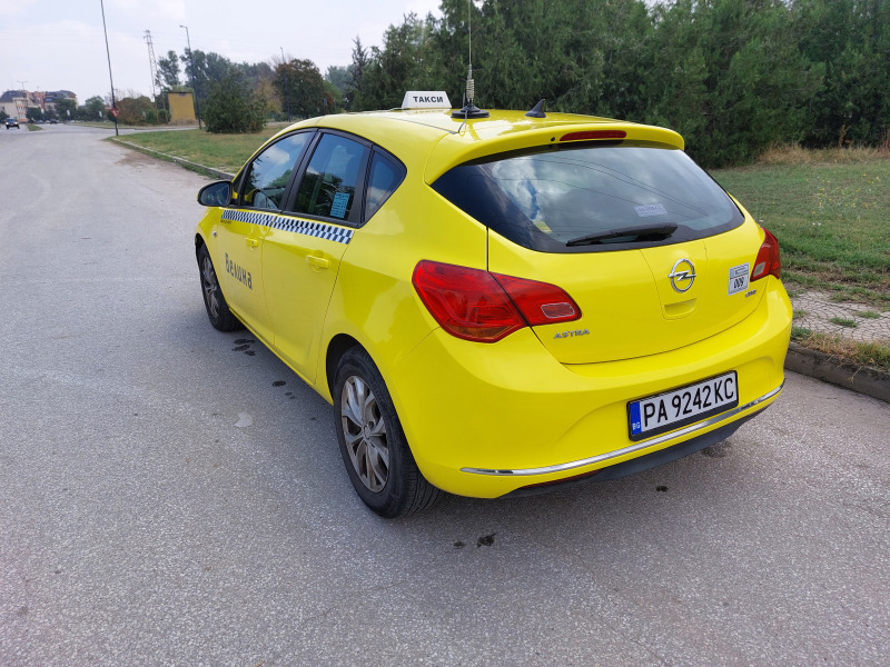 Opel Astra, снимка 5 - Автомобили и джипове - 45414789