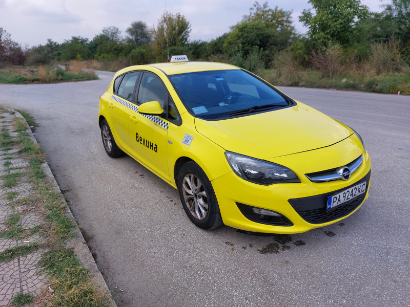 Opel Astra, снимка 10 - Автомобили и джипове - 45414789