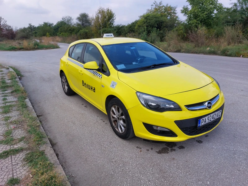 Opel Astra, снимка 10 - Автомобили и джипове - 47464278