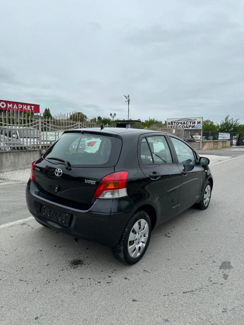 Toyota Yaris 1.33, снимка 4 - Автомобили и джипове - 47508121