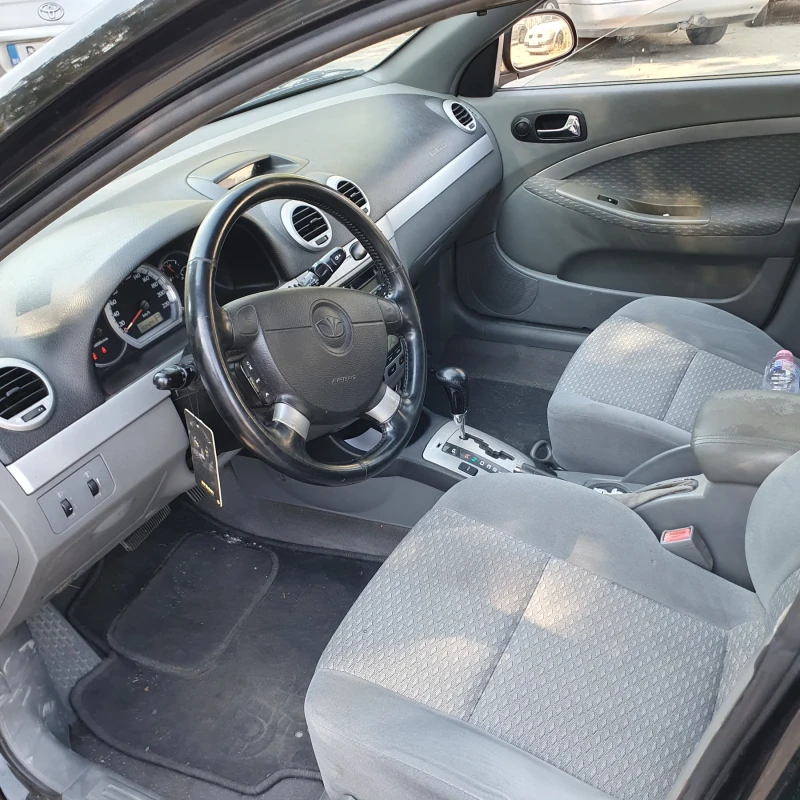 Daewoo Nubira 1.8i, снимка 4 - Автомобили и джипове - 47275345