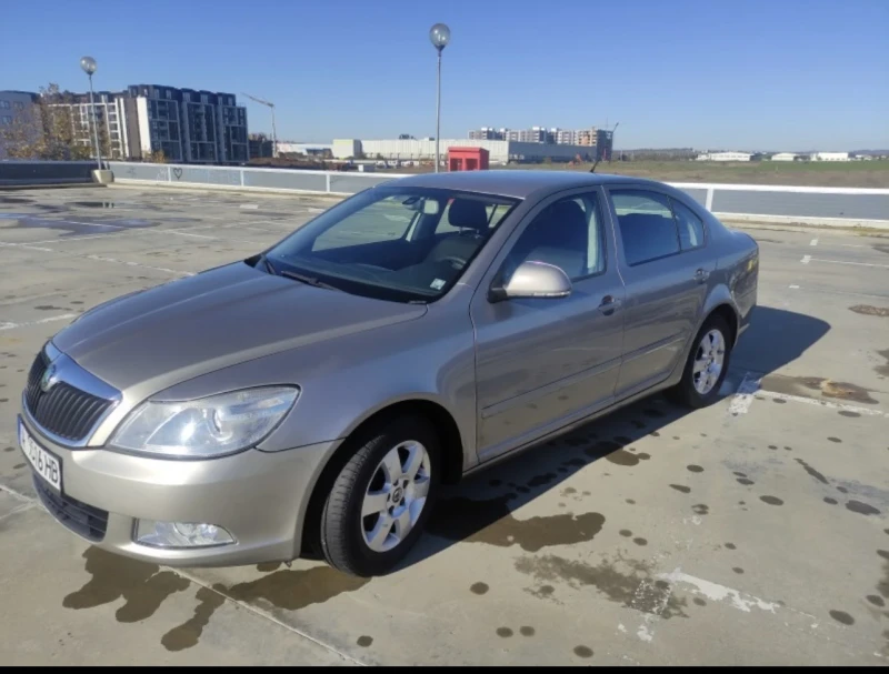 Skoda Octavia, снимка 2 - Автомобили и джипове - 47470540