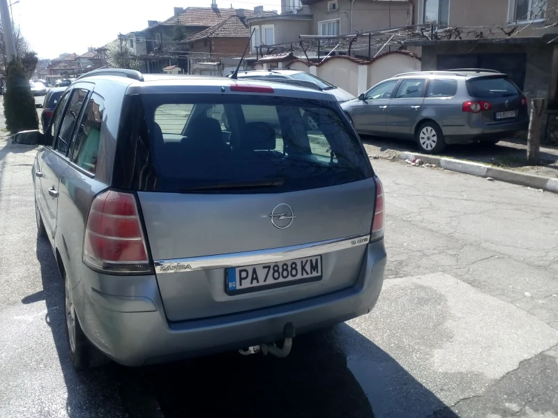 Opel Zafira, снимка 5 - Автомобили и джипове - 48518346