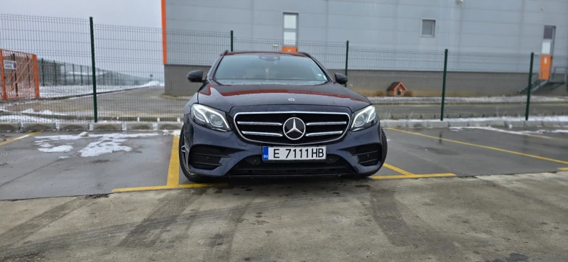 Mercedes-Benz E 220 AMG line 360* , снимка 2 - Автомобили и джипове - 48741139