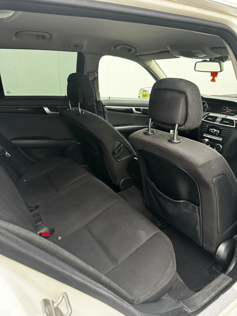 Mercedes-Benz C 180 CDI 7G* NAVI* FACE, снимка 9 - Автомобили и джипове - 49623240