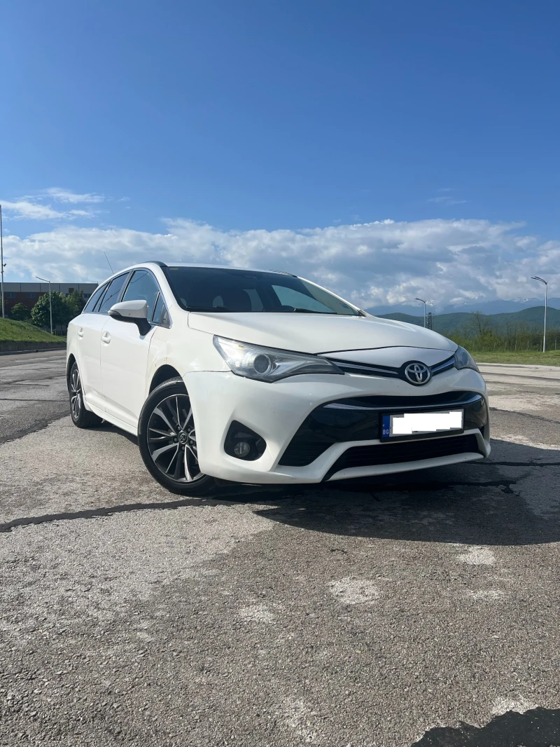 Toyota Avensis 2.0 D-4D, снимка 5 - Автомобили и джипове - 52510073